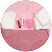 Olika mensprodukter upplagda